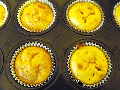 A warm and nutty taste stays when enjoying these sweet potato muffins. The flavour is strengthened by the cinnemon, sugar coating.