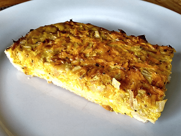 The pumpkin quiche is a delectable oven recipe during autumn. A veratile recipe that is great for every day, to fill a lunchbox or to bring to a party. 